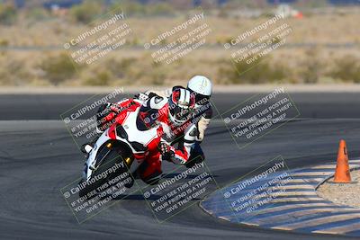 media/May-15-2022-SoCal Trackdays (Sun) [[33a09aef31]]/Turn 11 (820am)/